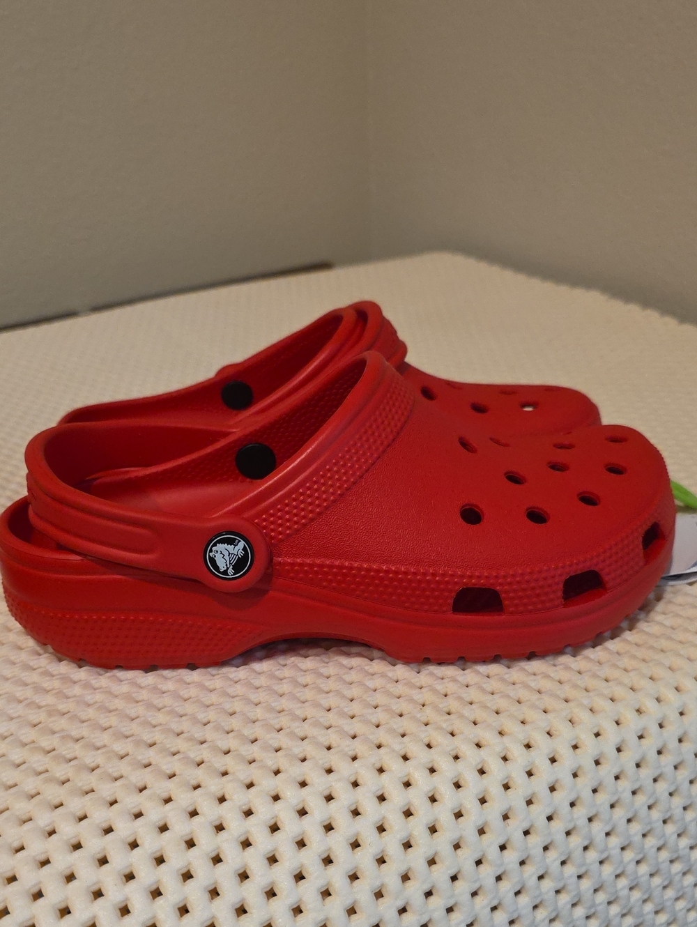 Red Crocs New* Size 7W